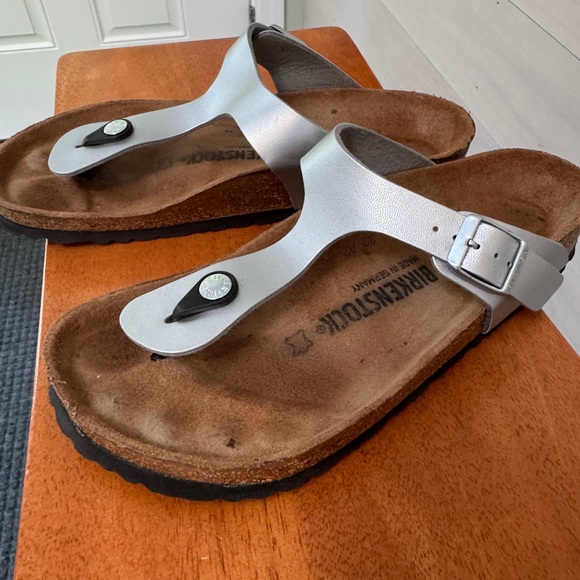 Birkenstock Shoes - Birkenstock Gizeh - silver